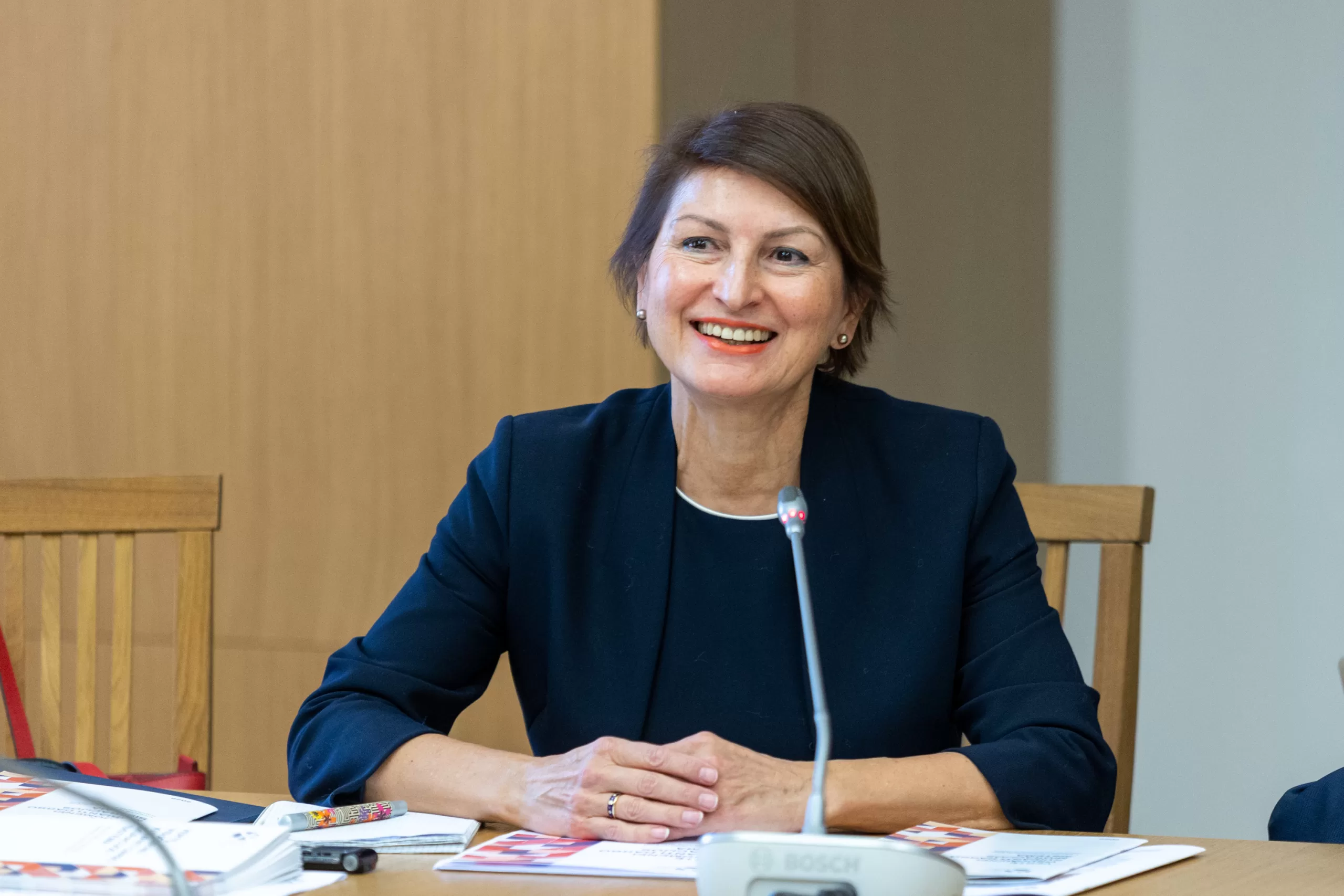 Ekonomistė E. Leontjeva: kaupti senatvei derėtų pradėti kartu su gautu pirmuoju nuolatiniu atlyginimu