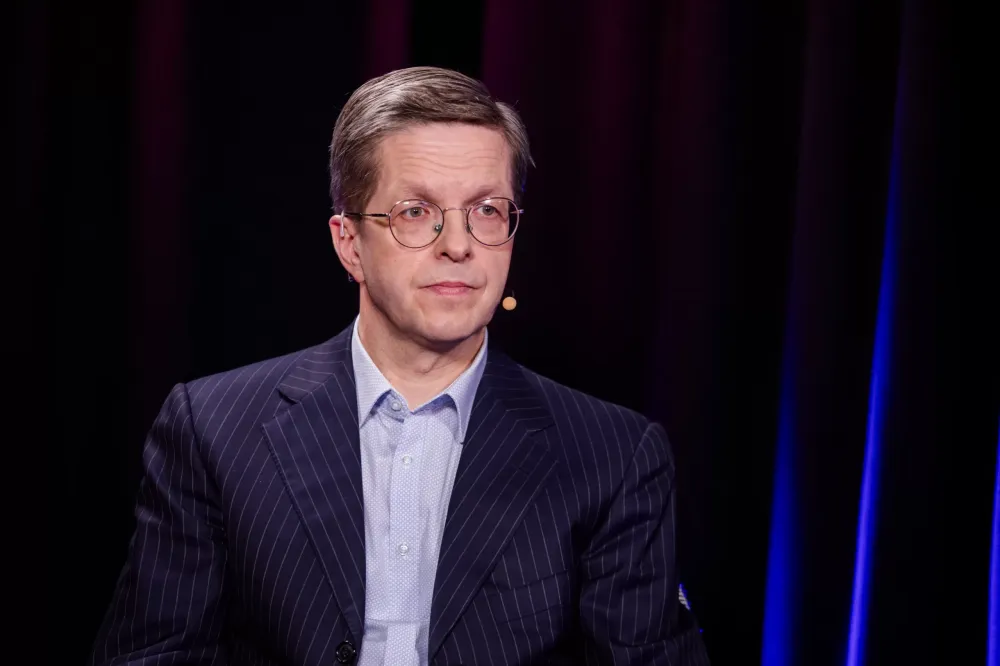 G. Sarafinas siūlo leisti mokykloms spręsti, kada baigti metus: kai nėra motyvacijos, mokiniai kaip baldai sėdi klasėje iki birželio galo