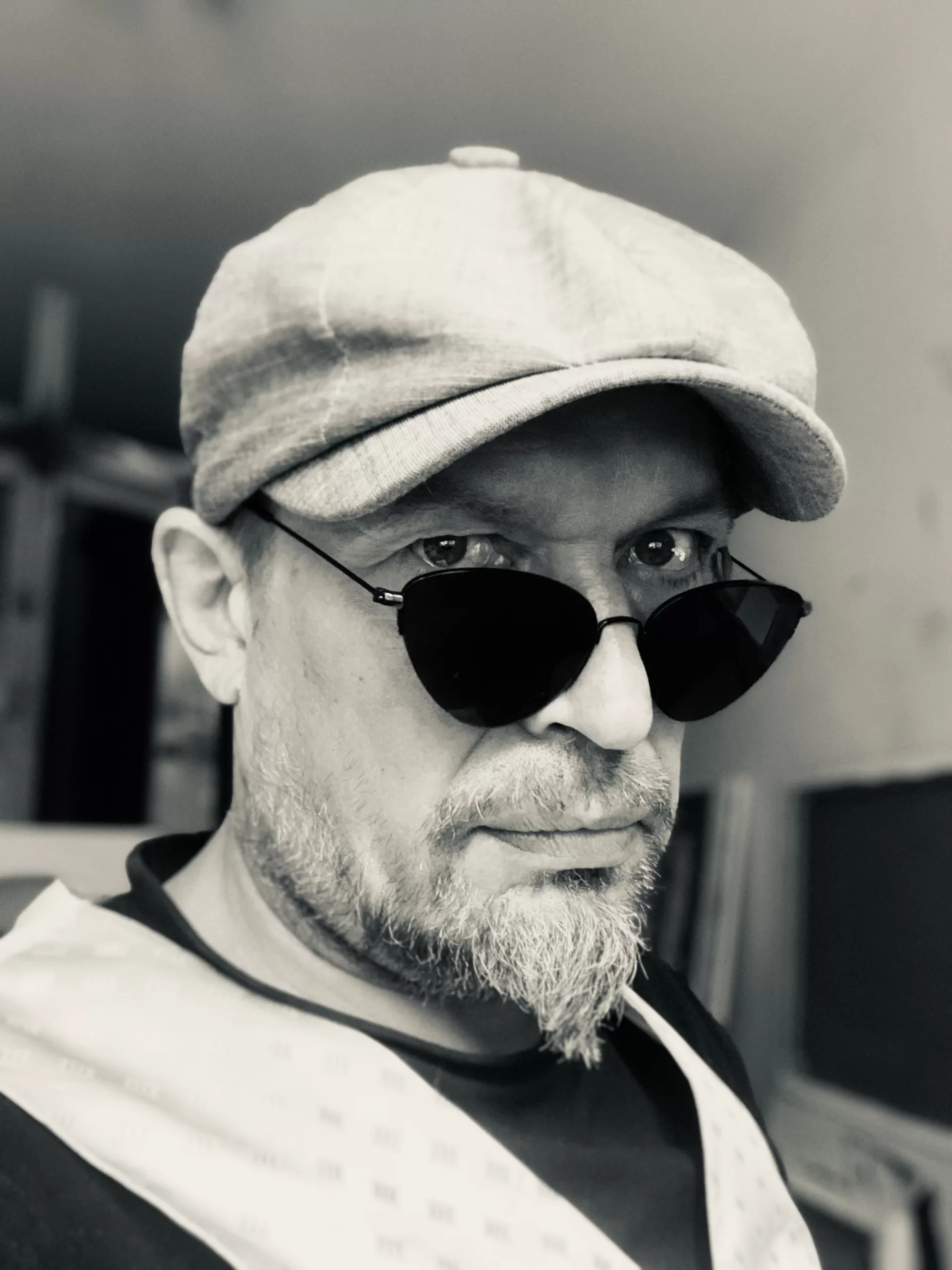 Menininkas E. Jansas: „Geriau šaipytis iš savęs, nei daryti kieno nors kito karikatūras“