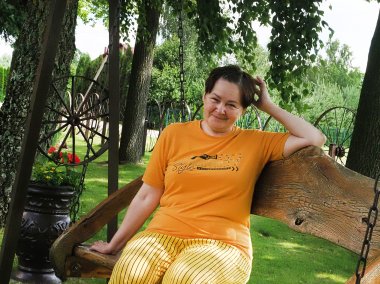 Drakonui irgi tarp dantų akmenys girkši