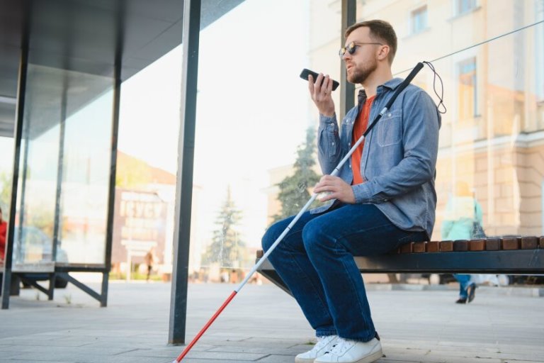 Technologijos, grąžinančios balsą: kaip pažanga keičia negalios patirtį