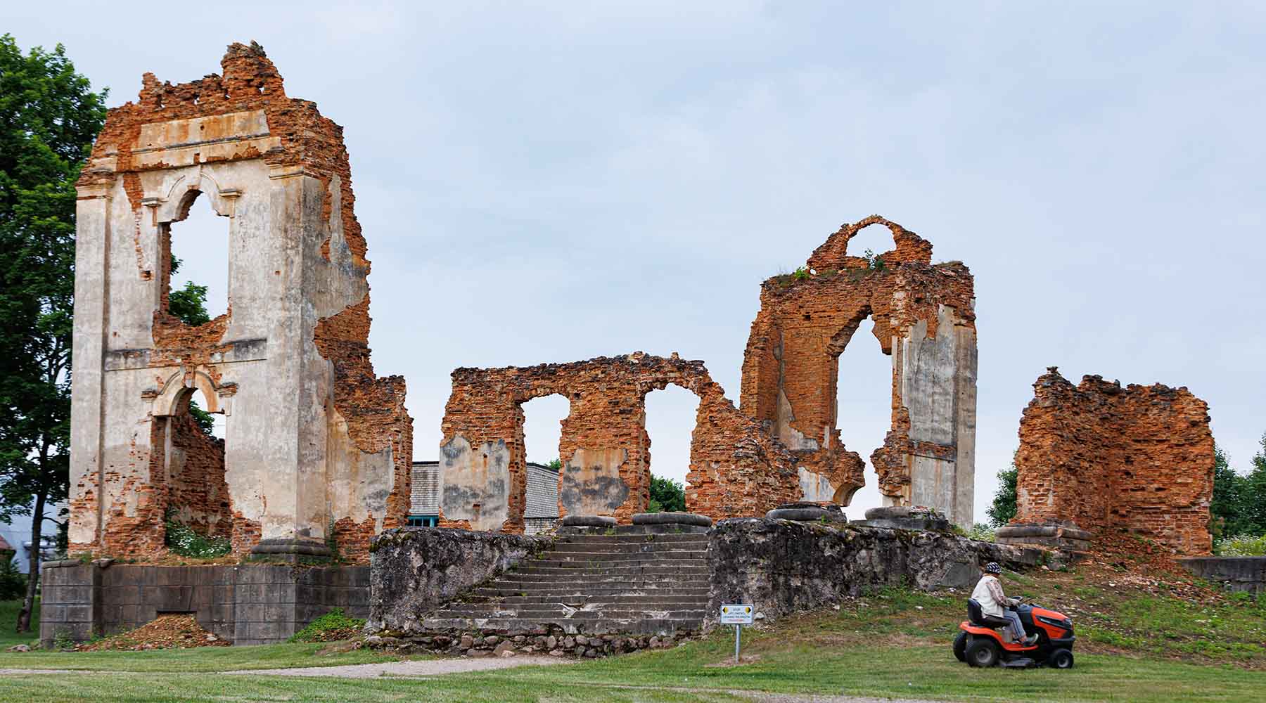 Nowe życie Rzeczpospolitej Pawłowskiej. Samorząd planuje odbudować oficynę