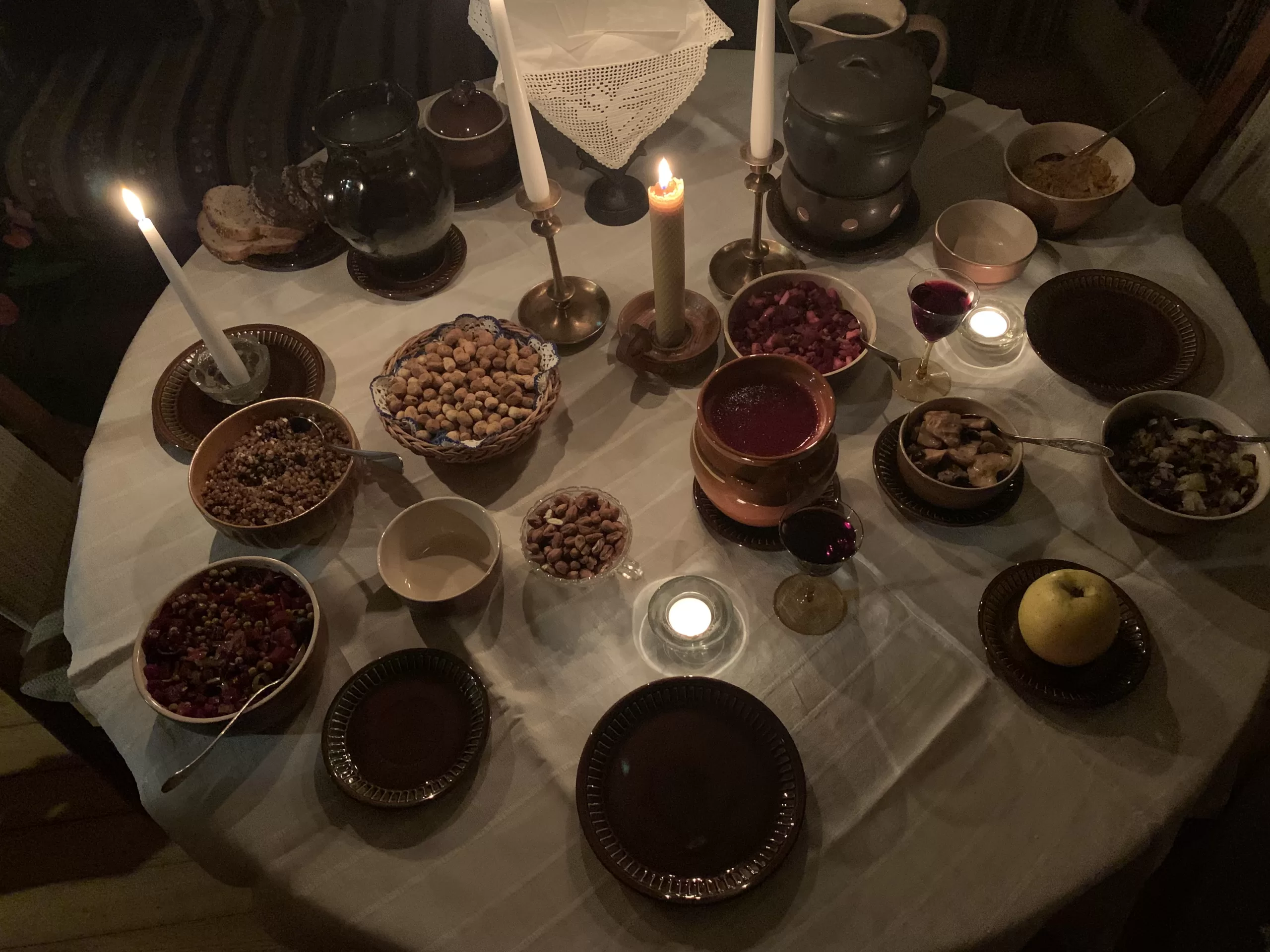 Kūčių stalas. Senosios duonos pamokos šiandienai