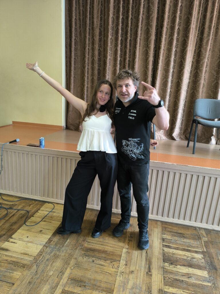 Jaunuosius gargždiškius užsispirti siekiams drąsino garsus lenktynininkas