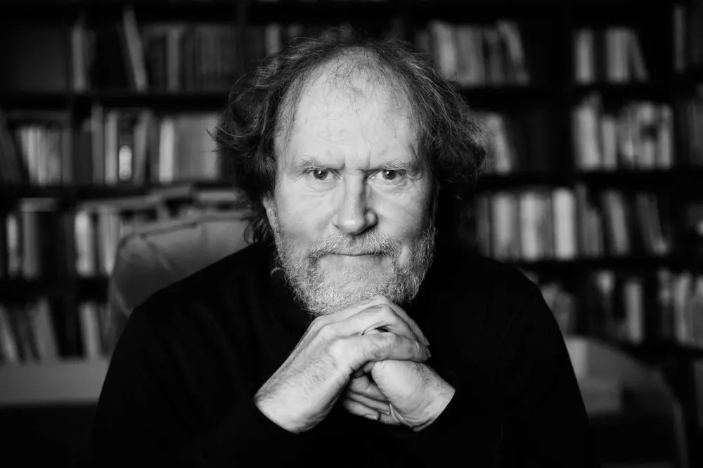 „Metų vertėjo krėslo“ laureatas V. Morkūnas: „Jei skaitydamas knygą nepastebi vertimo, tai didžiausias komplimentas vertėjui“