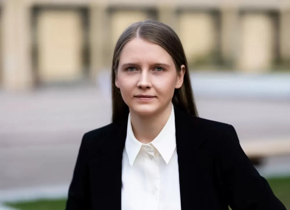 „Tuščių narvų“ vadovė G. Vaitkevičiūtė gaunamų įžeidimų nesureikšmina: pasijuokiu ir užsiklijuoju ant sienos