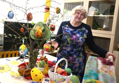 Patraukus dangaus užtrauktuką pasipylė margučių pavasaris