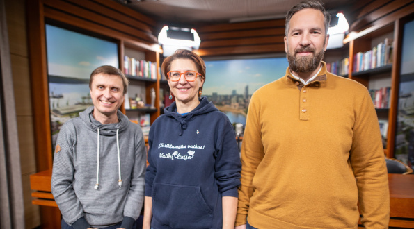 „Būti kartu“. Vaikų linijos savanoriai: nuo vaikų pasakojimų kartais per nugarą eina šiurpas