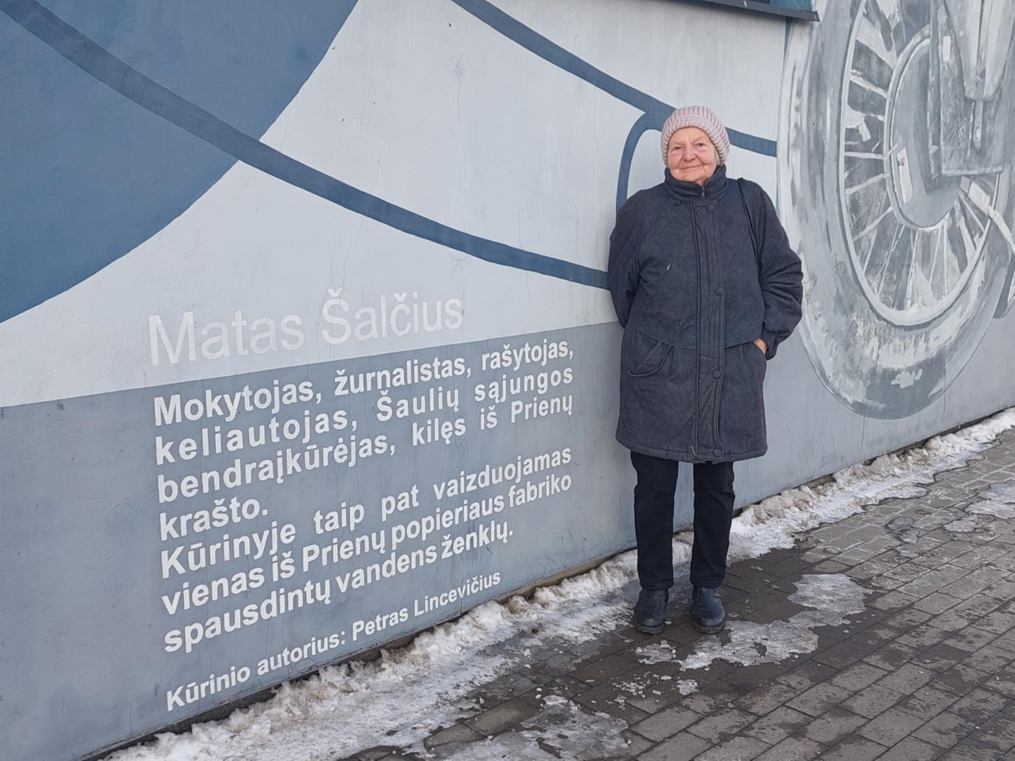 77-erių metų Janinai Vilkienei paroje vis dar pritrūksta laiko