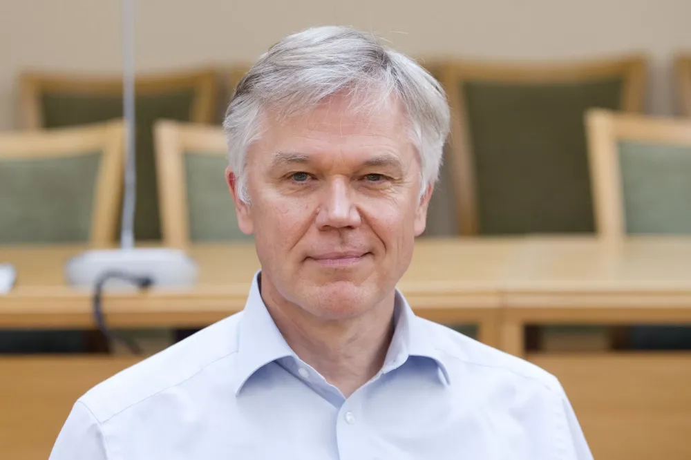 A. Valotka apie ukrainiečiams pailgintą terminą dėl lietuvių kalbos mokėjimo: „Aš tai traktuoju kaip panieką kalbai“