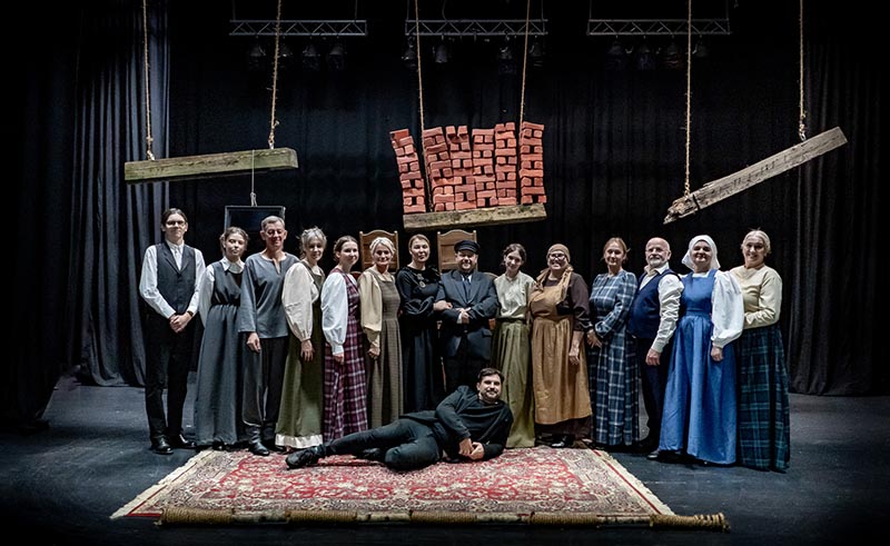 Donatas Savickis: „Žmonės pasiilgę lietuvių literatūros pastatymų teatre“