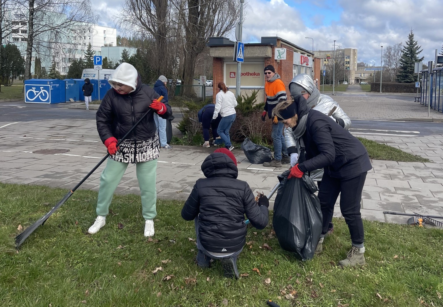 Į ligoninės talką savanoriškai rinkosi darbuotojai: atsivedė ir artimuosius