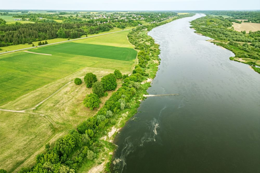Veliuonos legendose – senųjų šventviečių atspindžiai