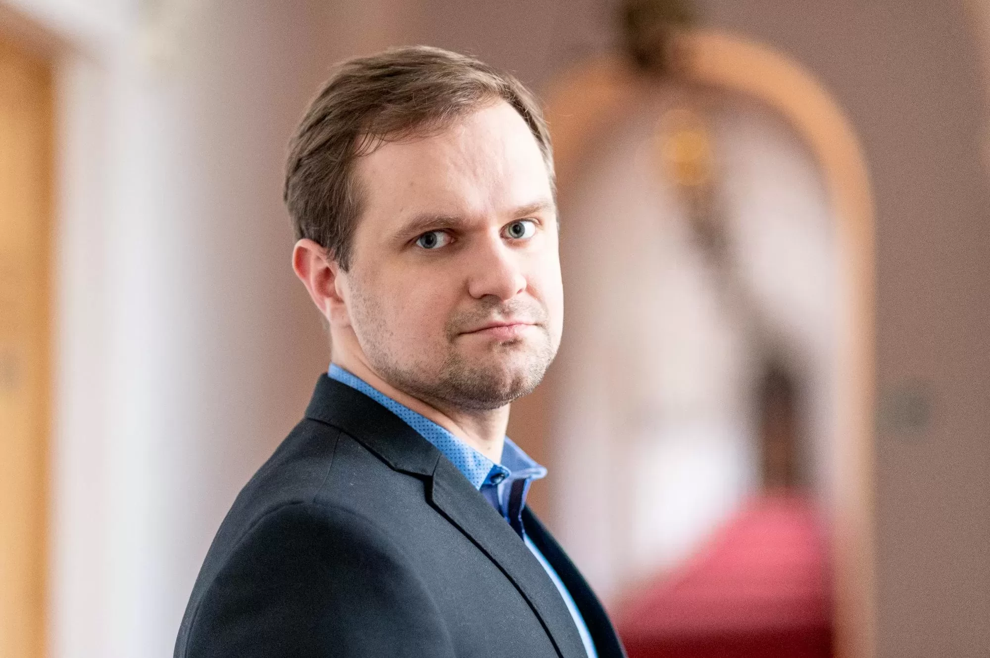 (šitą reiks paskaityt po dešimtmečio)