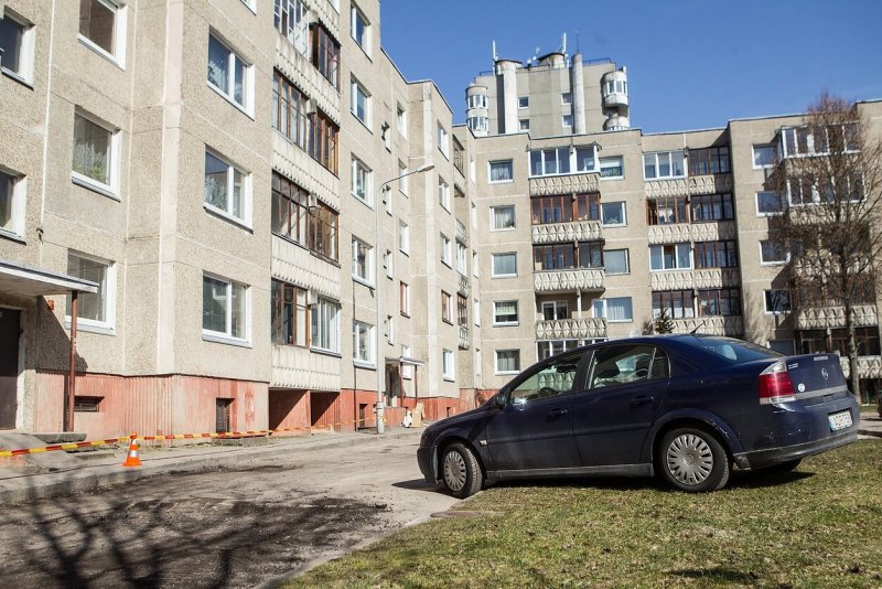 Парковочный хаос во дворах: как навести порядок?