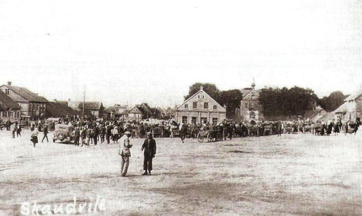 Įvangėnų piliakalniai – viena svarbiausių Karšuvos žemės gynybinių atramų