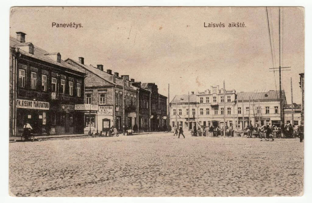 Kada Panevėžyje panaikintas Laisvės aikštėje veikęs turgus?