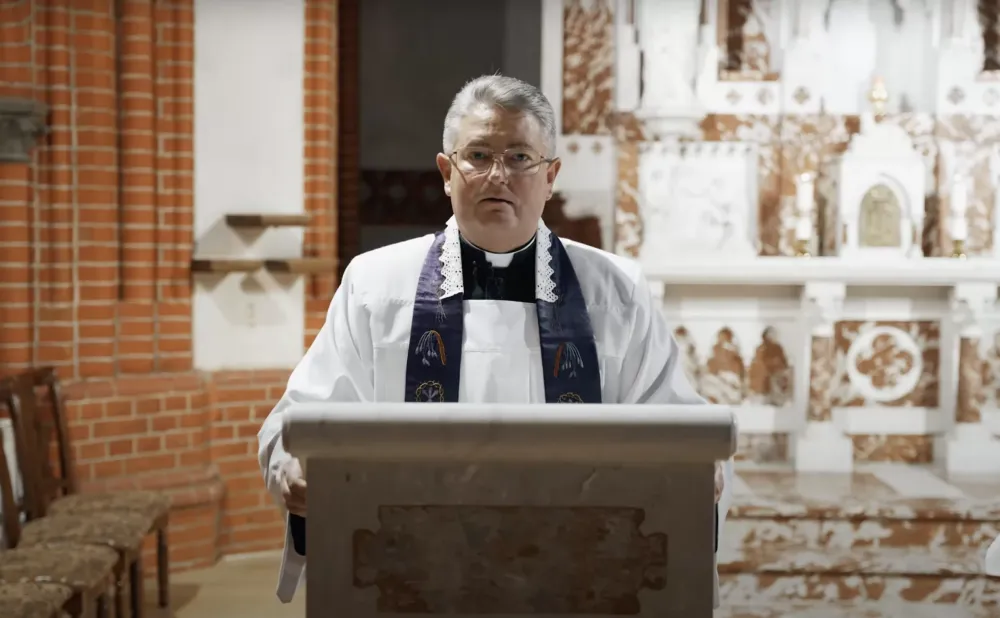 Kunigas S. Stumbra: gegužinės pamaldos pritapo prie dainingos tautos tradicijų ir gyvuoja