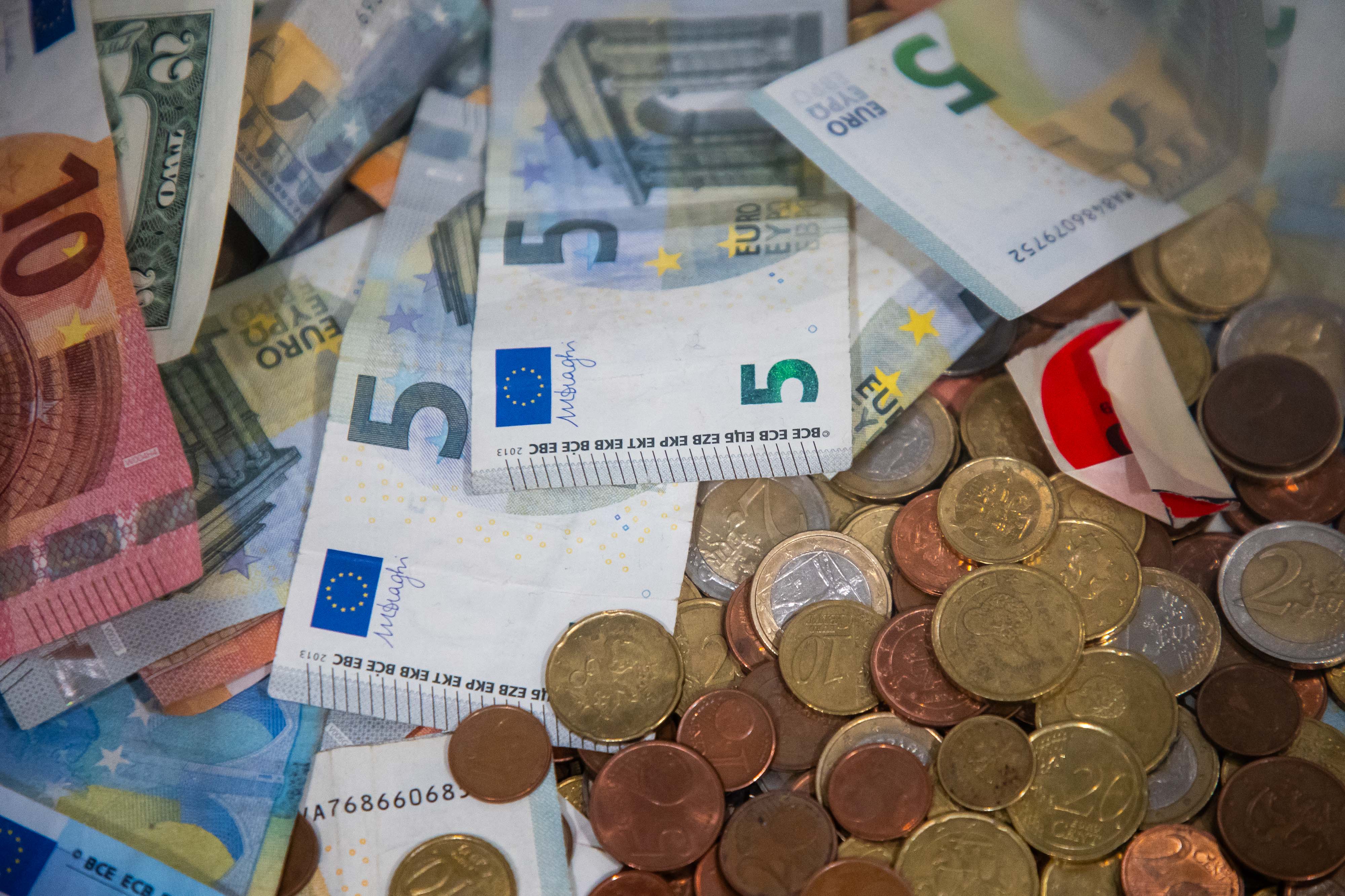 Milijardai, kurių Lietuva nepasiekia – paskendo pažadų ir biurokratijos liūne