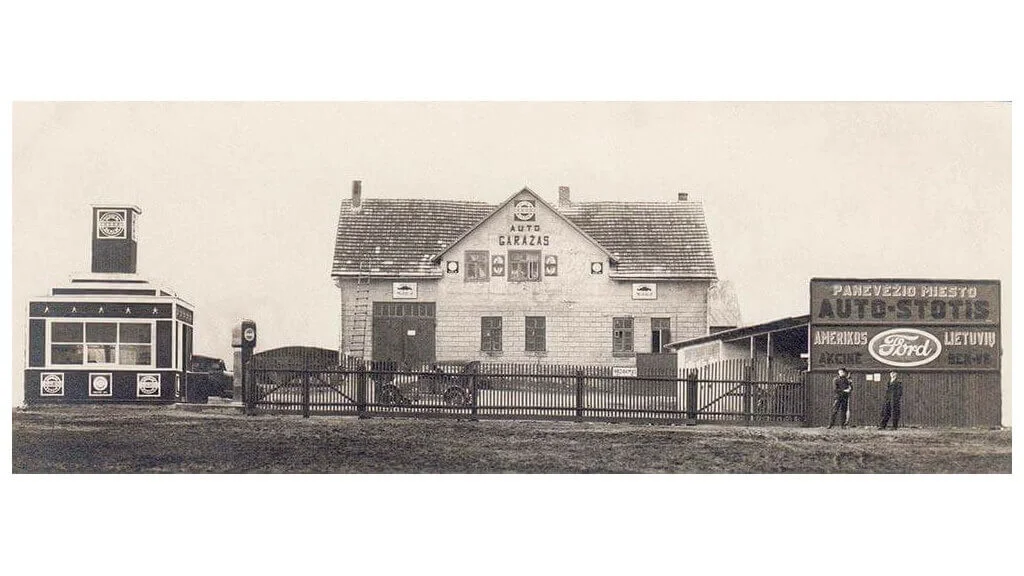 Pirmieji autobusai Panevėžyje