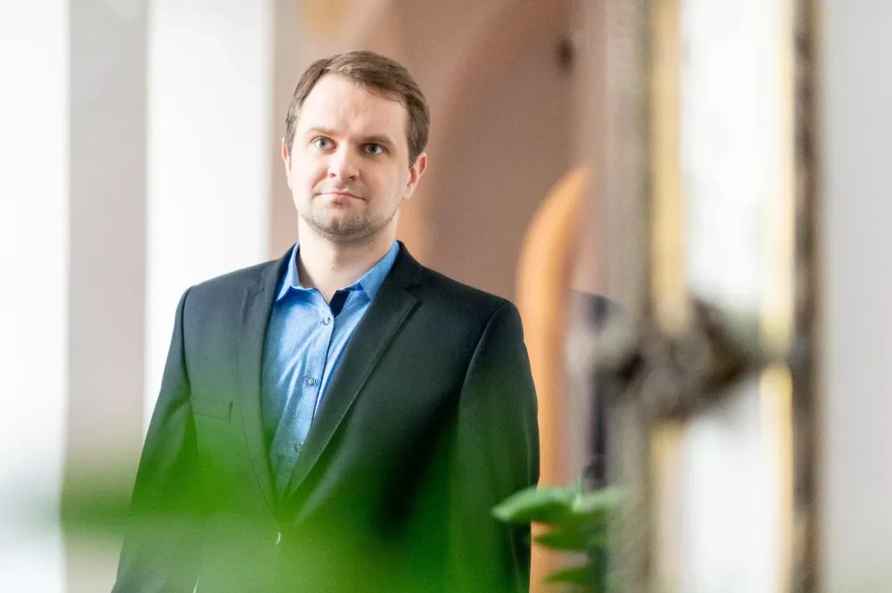 Šiais laikais ne visi renka laikus