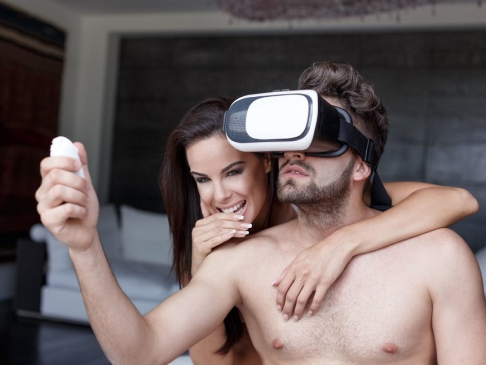 Virtualus seksas: nepriimkite per daug patrauklių pasiūlymų