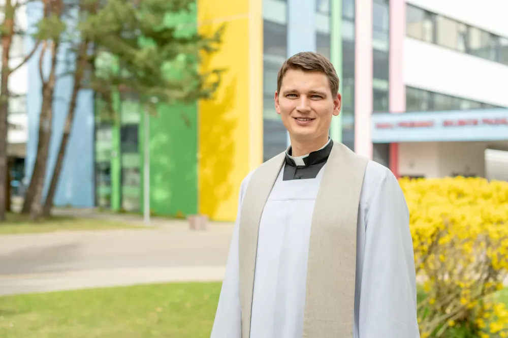 Trečiąsias Velykas ligoninėje tarnaujantis kun. G. Satkauskas: „Malda be meilės yra tik formalumas, kuris trukdo gyti“