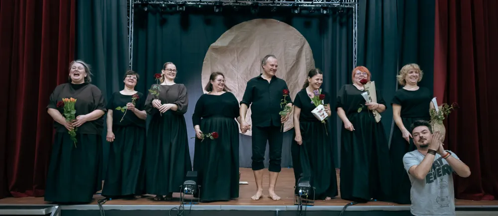 „Ciongo“ spektaklyje – Plikių miestelio praeities ženklai