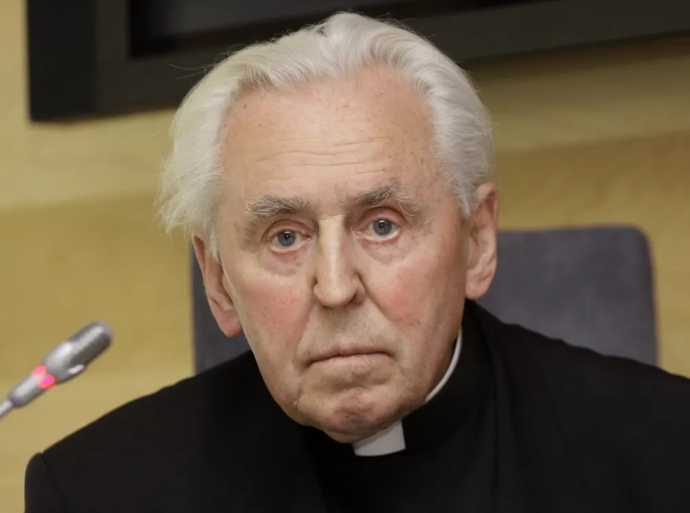 Monsinjoro A. Svarinsko vertybės ir palikimas šiandien