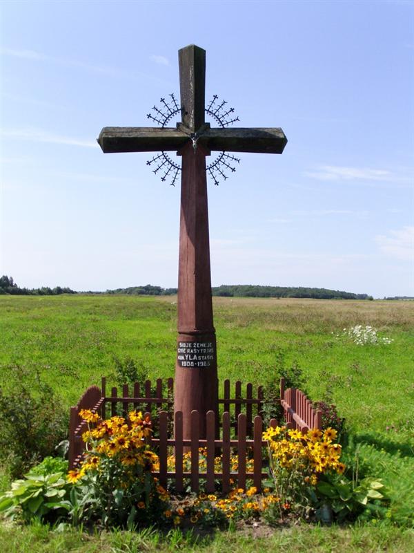 Nykstantys paminklai rajone – niekieno rūpestis?