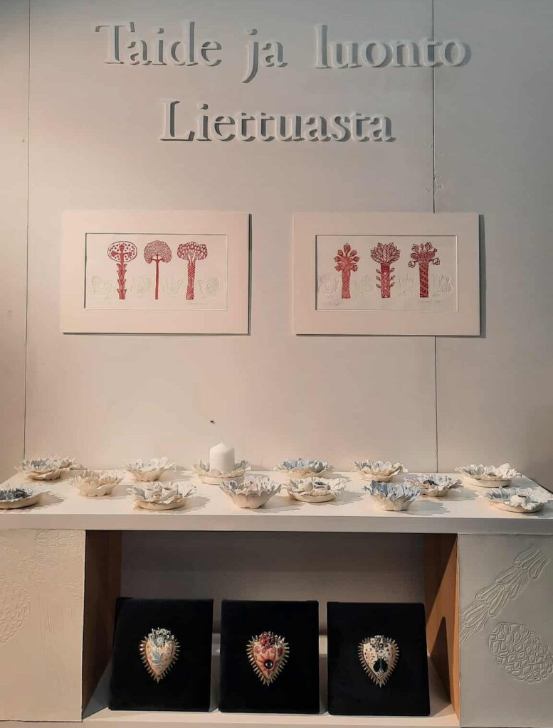 Anykščių menininkės pristatė savo kūrybą Suomijoje