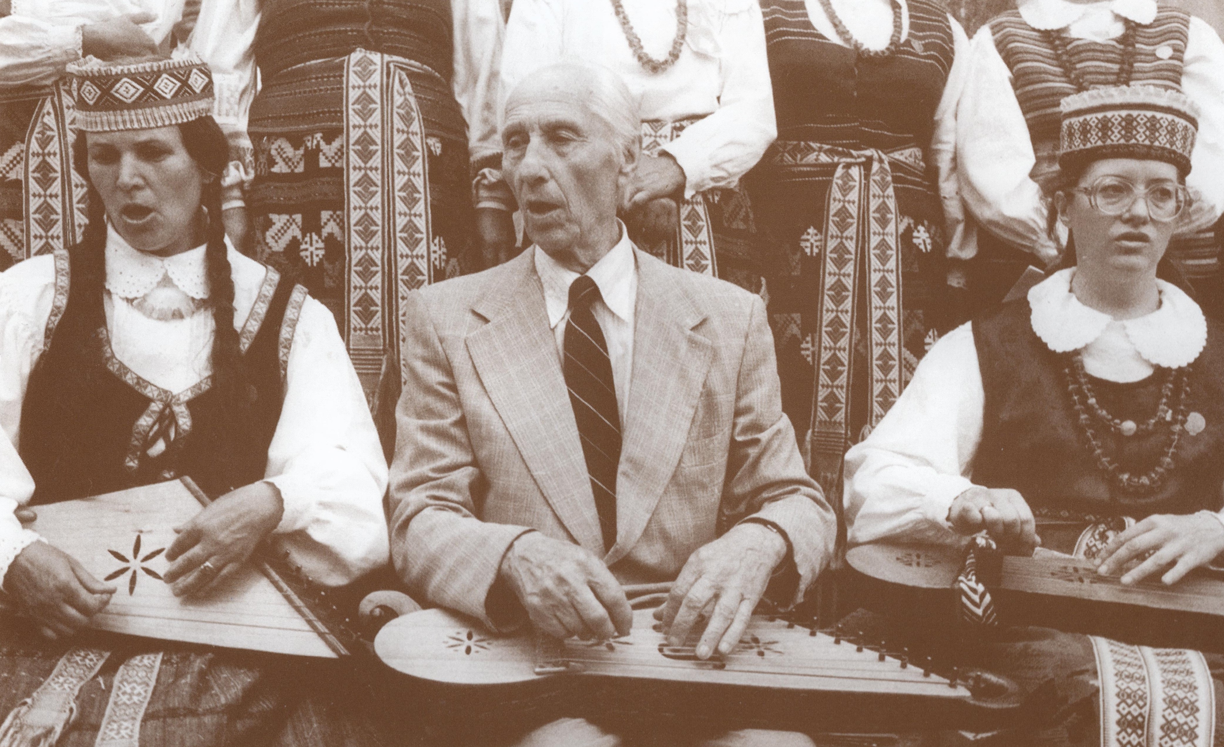 Skriaudžiai = „Kanklės“ (IV)