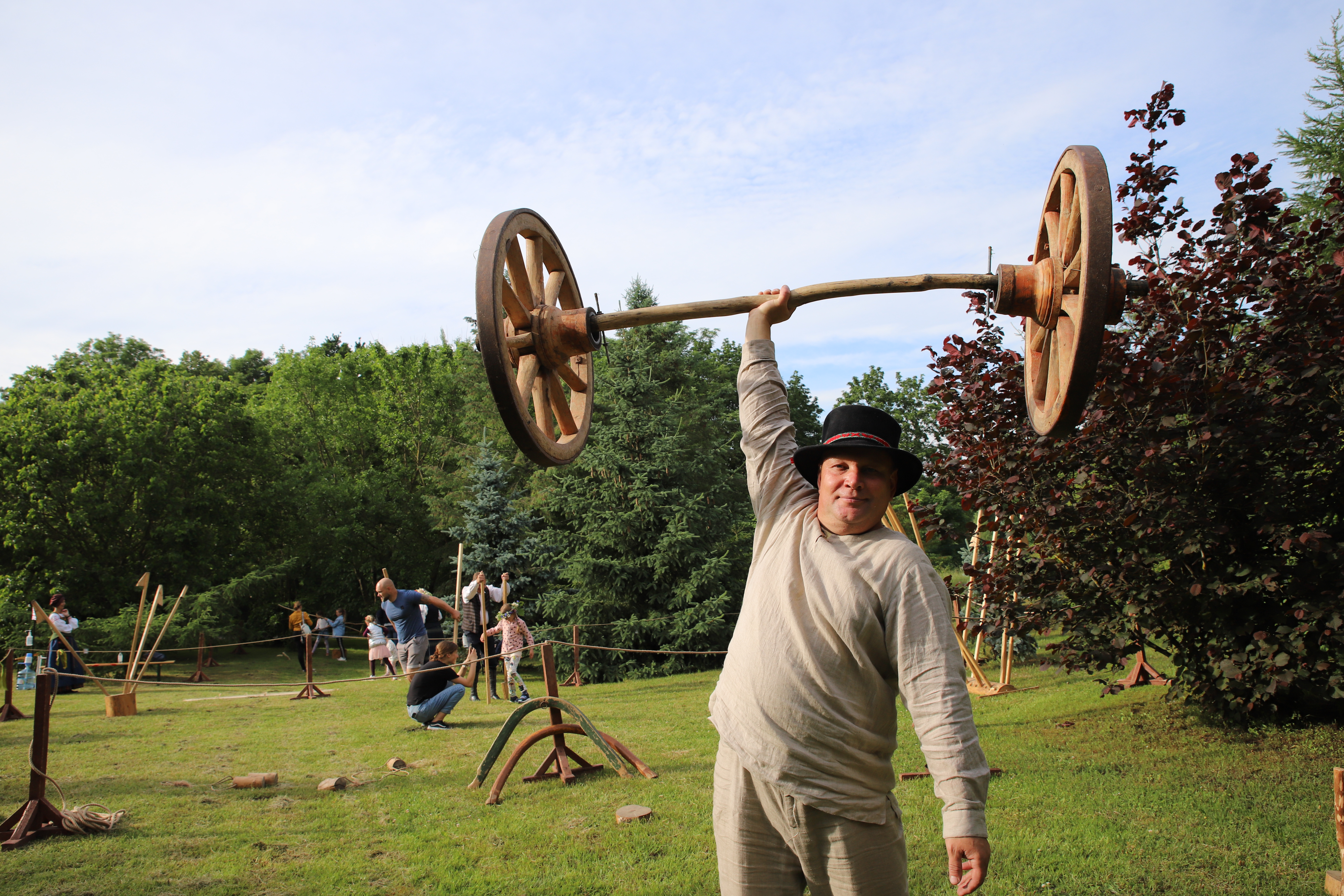 Etnologas Jonas Kavaliauskas: tautinės tradicijos vaikams tampa šių laikų egzotika