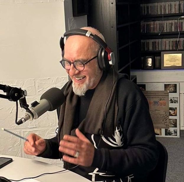 RADIJUI FM99 SUTEIKTAS PATIKIMOS ŽURNALISTIKOS SERTIFIKATAS