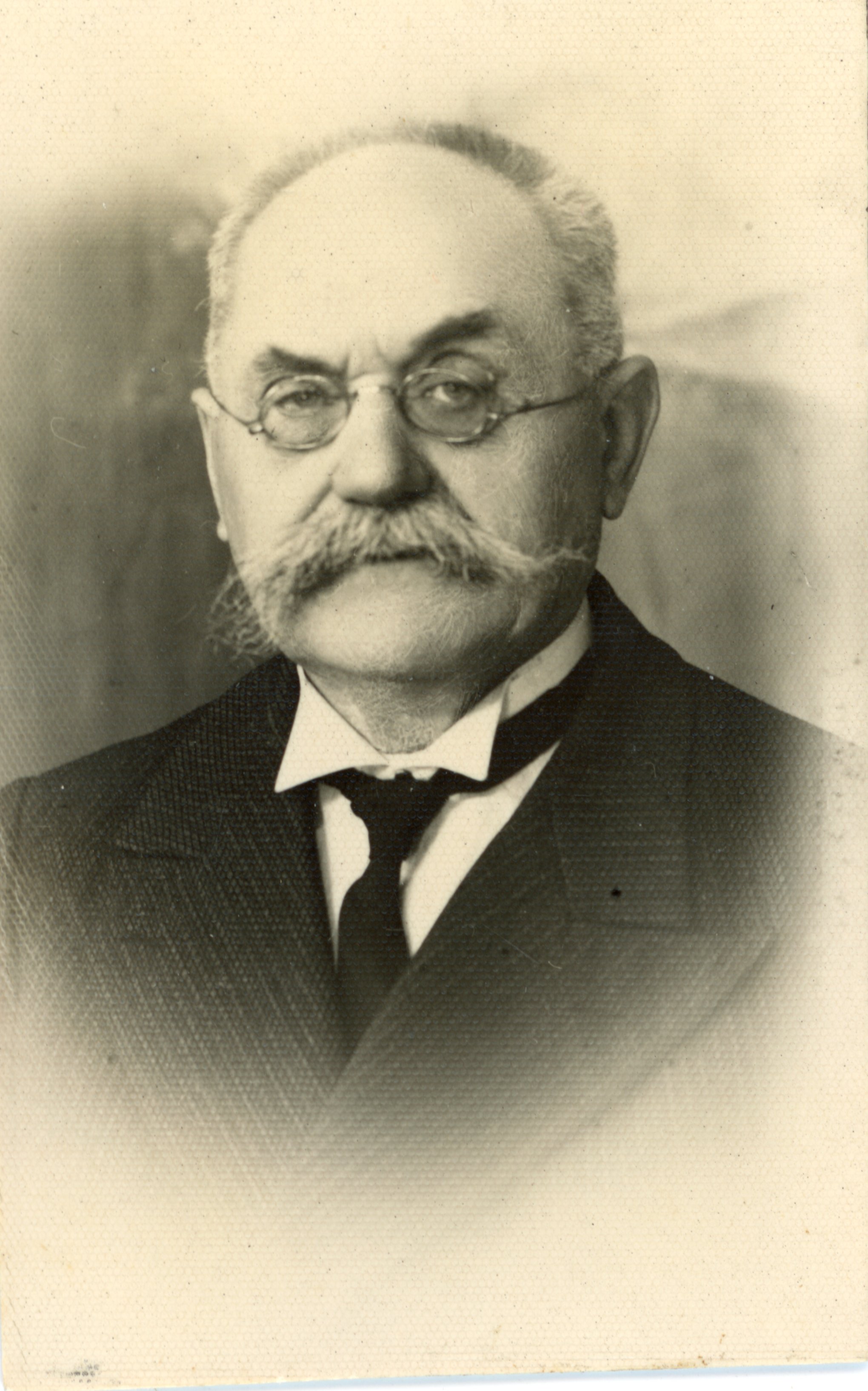 Juozas Brundza – gydytojas tautai, šviesa visuomenei