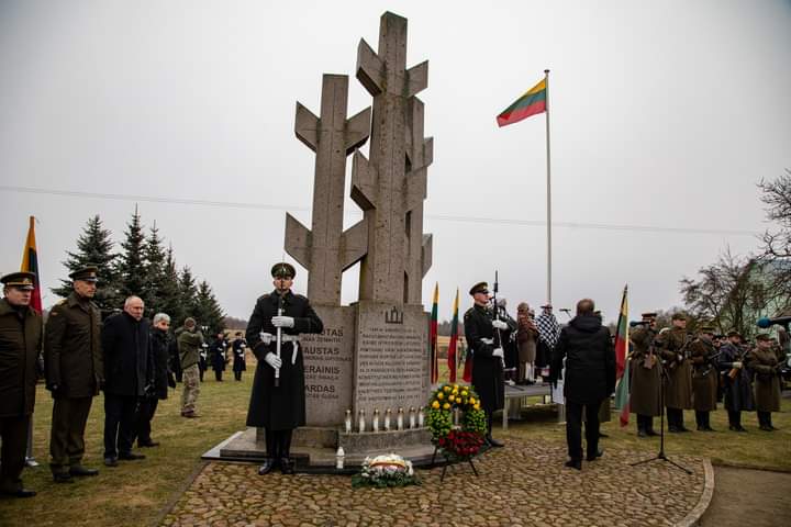 „Jei neturi gerų šaknų, tai ir neužaugsi geru medžiu“