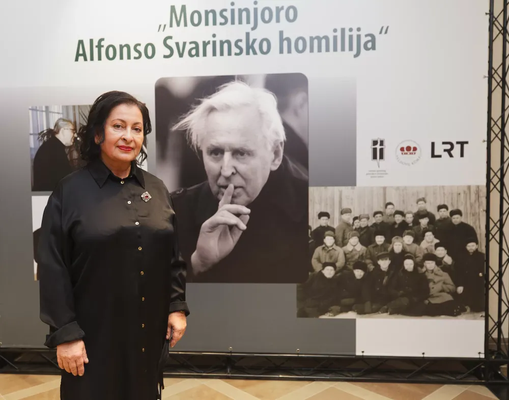 R. Sinkevičienė: monsinjoras A. Svarinskas buvo ir išliks mūsų tautos legenda