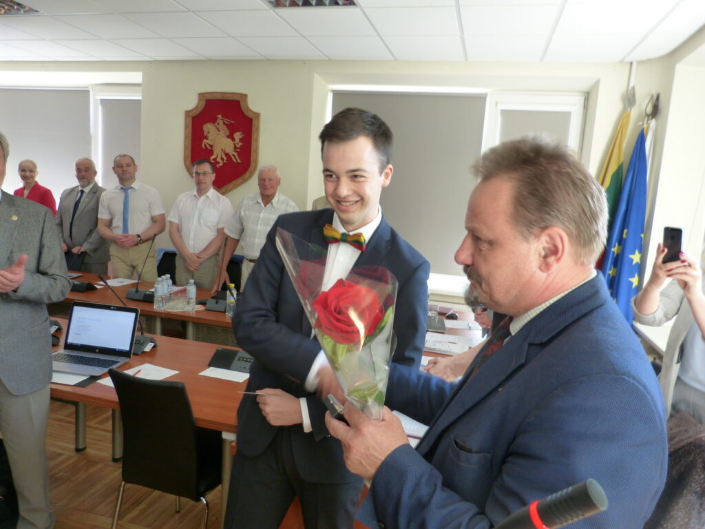 Politikos mokėsi ir skaitydamas „Anykštą“