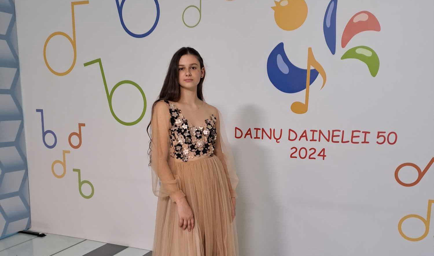 Muzikalios gimnazistės kasdienybė – nuo smuiko iki popso