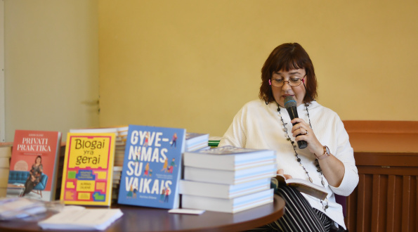 „Rašytojų svetainė“. A. Dilienės gyvenimo aritmetika: dešimtmetis svetur, septyni vaikai ir šešios knygos