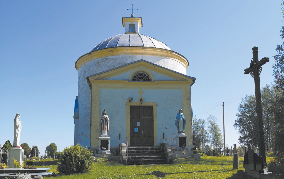 Byrantis Lietuvos perlas: uždarytai Labūnavos bažnyčiai gresia griūtis