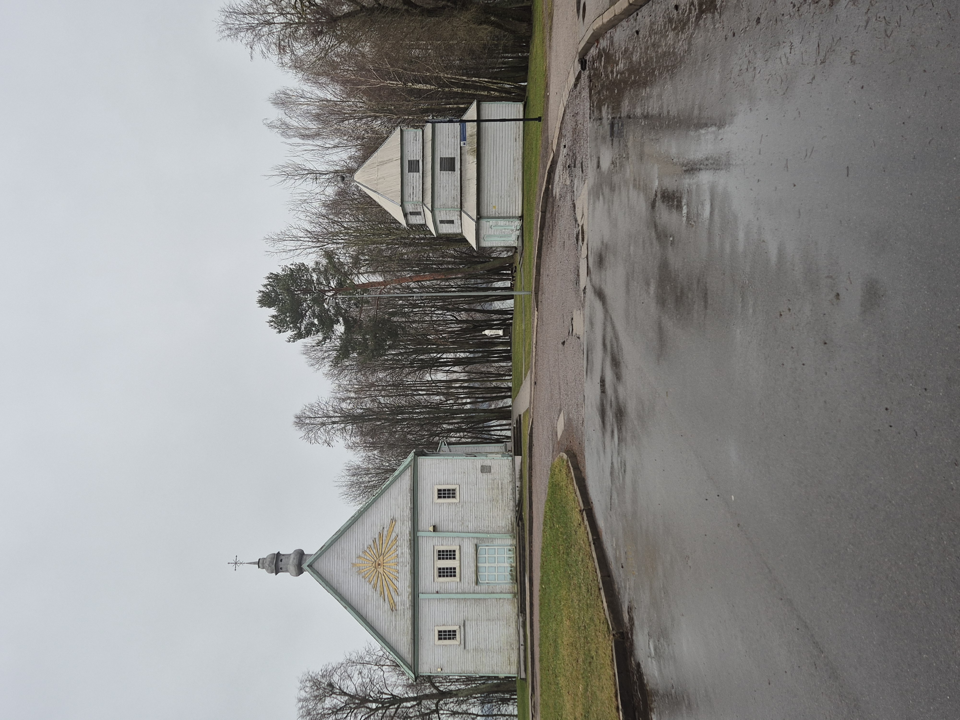 Penktadienis po Rumšiškių Šv. arkangelo Mykolo parapijos dangum