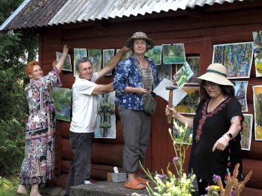 Palaimingoje ramybėje ir giminystės ryšius pakedena