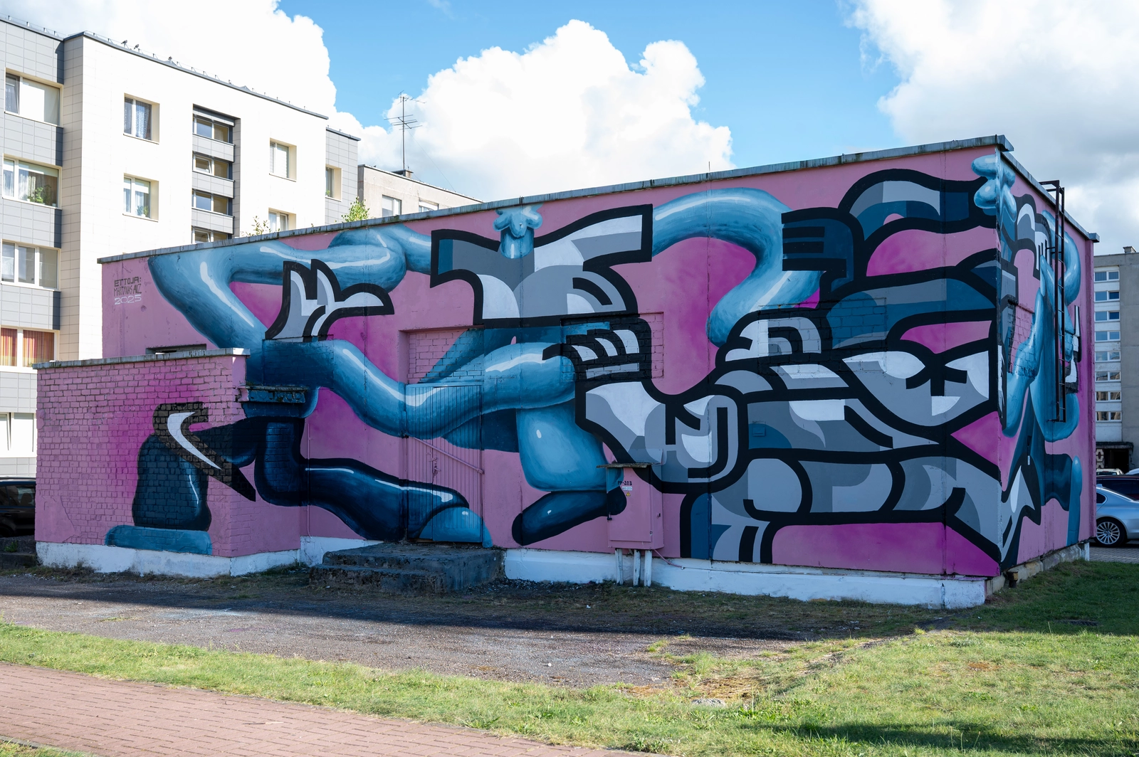 Muralų autoriai Martynas Auž ir Ettoja: „Gyventojų savo piešiniais supykdyti nenorime“