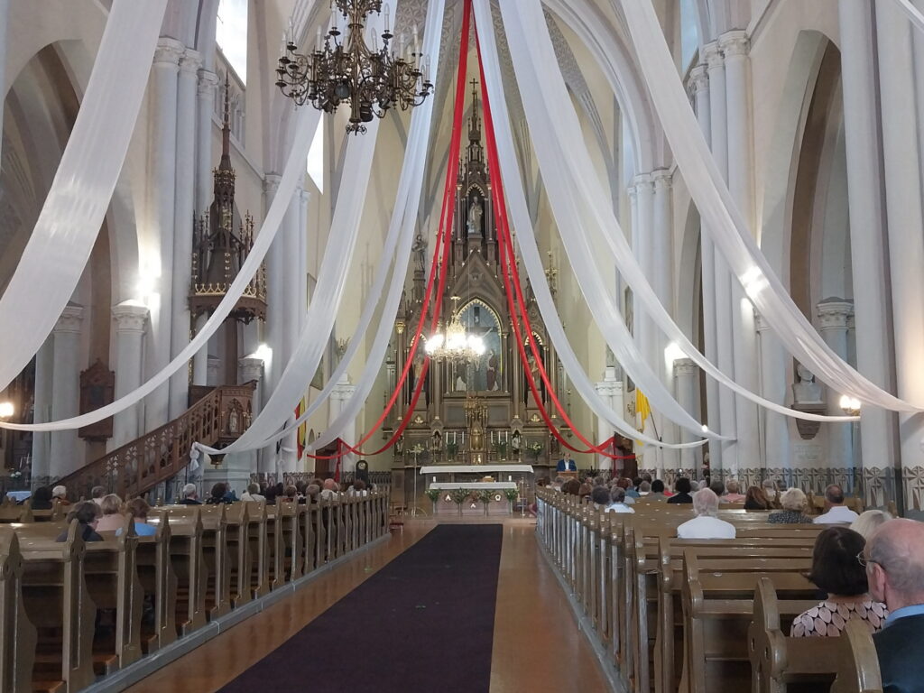 Anykščių bažnyčioje – valanda su Konstantinu Sirvydu