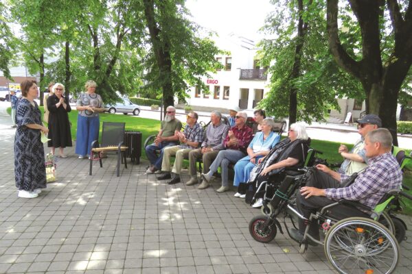 Nuo „Gerumo suolelio“ sklido poezija