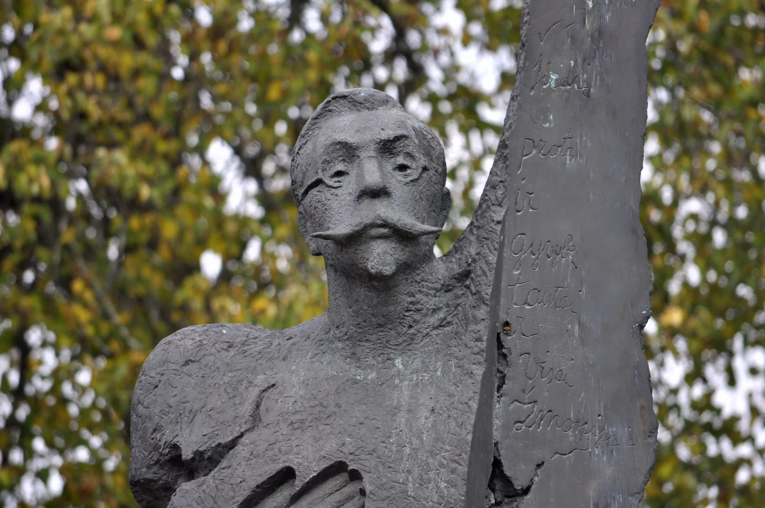 Ar Zarasų katalikai liudija tikėjimą artimo meilės darbais? Domininko Bukonto šimtmetis