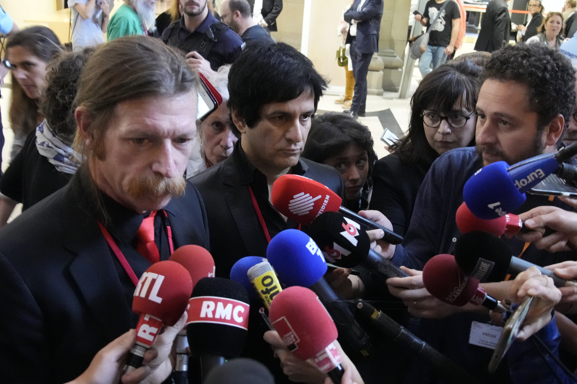 Jie visada turės Paryžių (I)