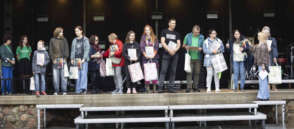 Veiviržėnų plenero durys – praeities švyturiai