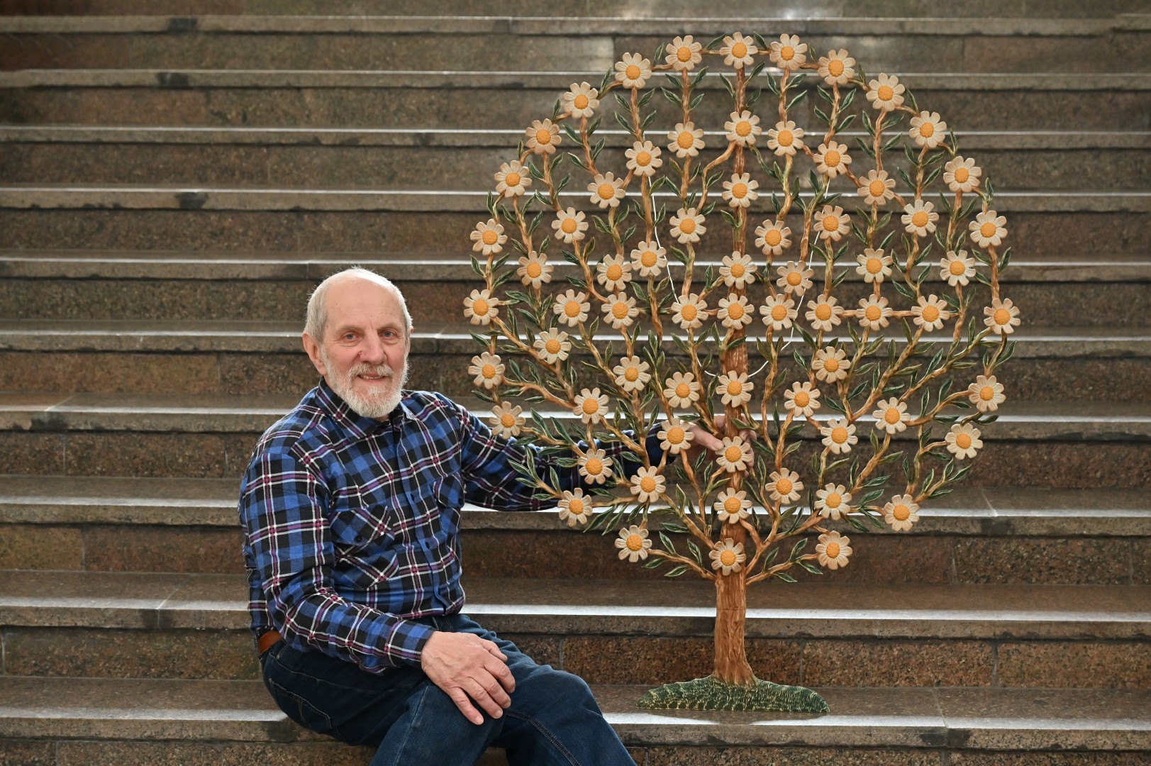 Ažūro raštuose – gyvybės stebuklai